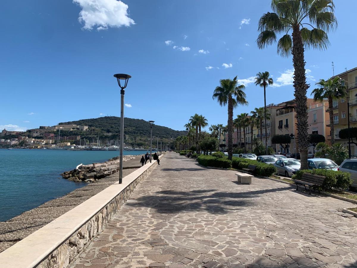 Casetta Blue House Gaeta Via Dell'Indipendenza Экстерьер фото