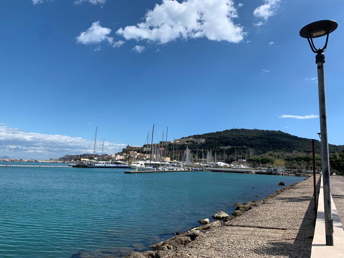 Casetta Blue House Gaeta Via Dell'Indipendenza Экстерьер фото