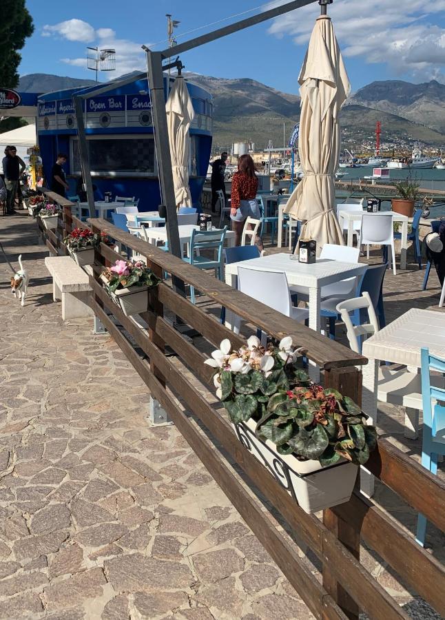 Casetta Blue House Gaeta Via Dell'Indipendenza Экстерьер фото